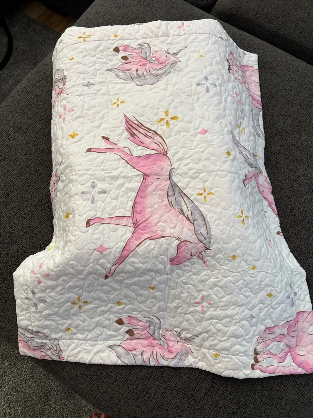 Unbranded White Quilted Kids Bedspread with Pink Unicorns